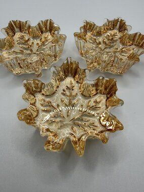 NWT  Amber Shimmer Crystal Paperweight Maple Leaf Set